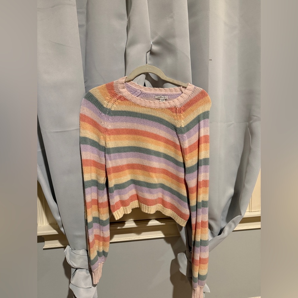 American Eagle Sweater
